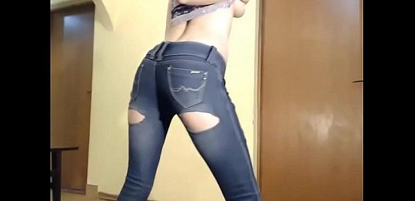  White girl strips jeans to desi song